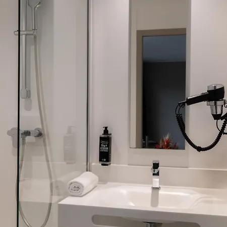 Les Genets 2* Bayona