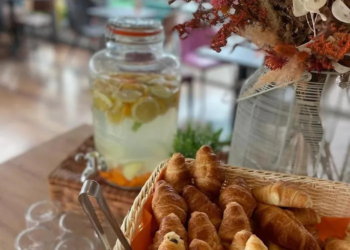 Отель Les Genets