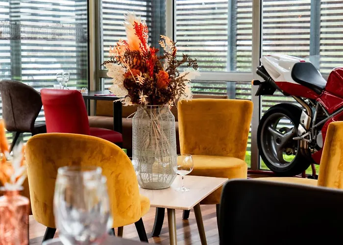 Les Genêts Hotel 2*