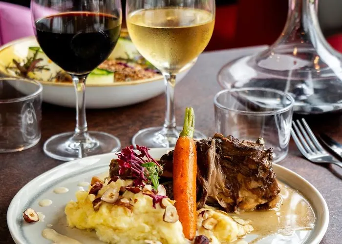 Les Genets Hotel Bayona